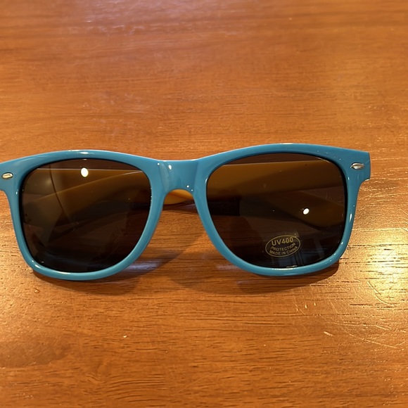 Unisex High Noon Sunglasses - Picture 5 of 6